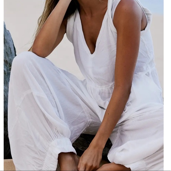 🆕Free People White Jumpsuit - Picture 4 of 7